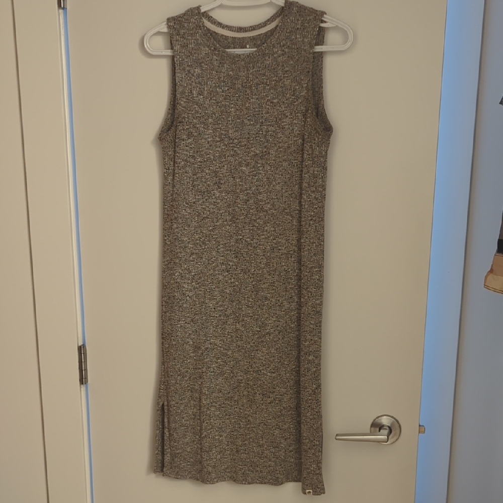 Roots Gray Sheath Midi Dress Crew Neck Sleeveless